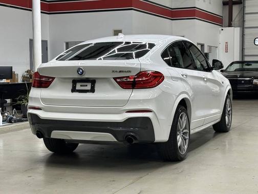 2018 BMW X4 M40i