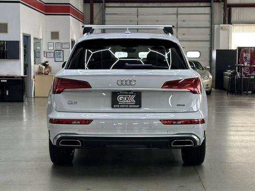 2022 Audi Q5 45 S line Premium Plus