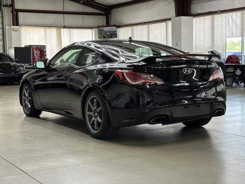 2013 Hyundai Genesis Coupe 3.8 Track