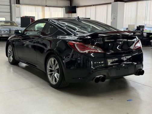 Caspian Black 2015 Hyundai Genesis Coupe 3.8 Ultimate