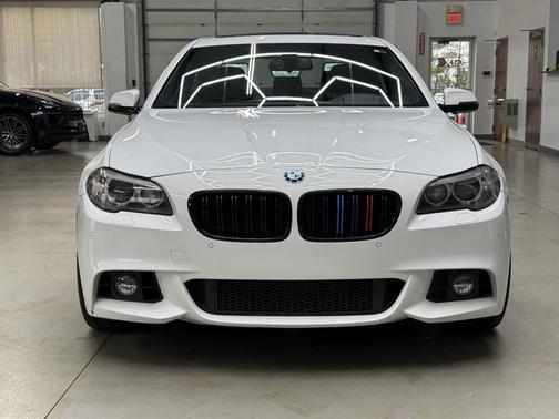 WHITE 2016 BMW 535 xDrive