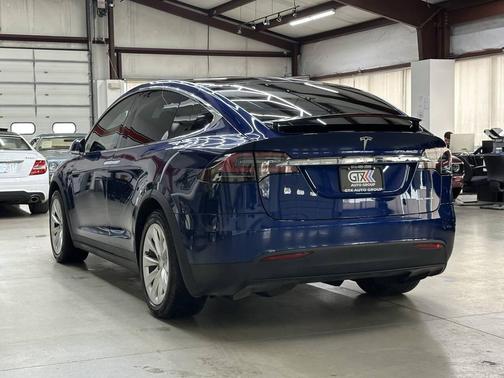 2020 Tesla Model X 