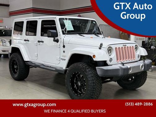 Bright White Clearcoat 2015 Jeep Wrangler Unlimited Sahara