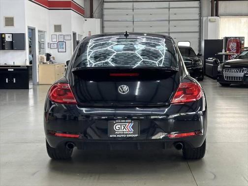 2013 Volkswagen Beetle R-Line