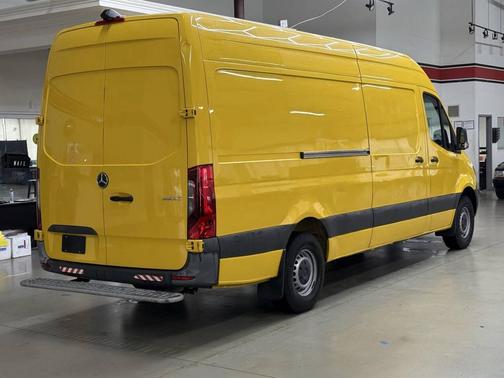 YELLOW 2021 Mercedes-Benz Sprinter 2500 High Roof