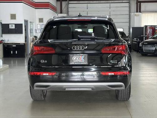 2018 Audi Q5 2.0T Premium Plus