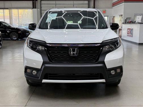 Platinum White Pearl 2020 Honda Passport AWD EX-L