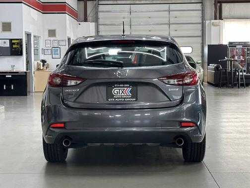 2018 Mazda Mazda3 Touring