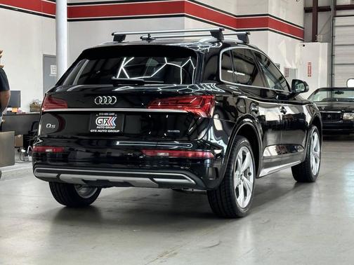 2021 Audi Q5 45 Premium Plus