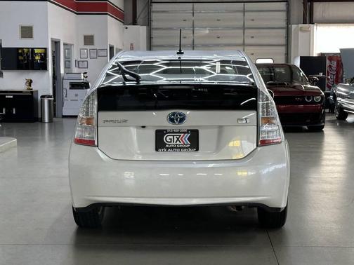 2010 Toyota Prius One