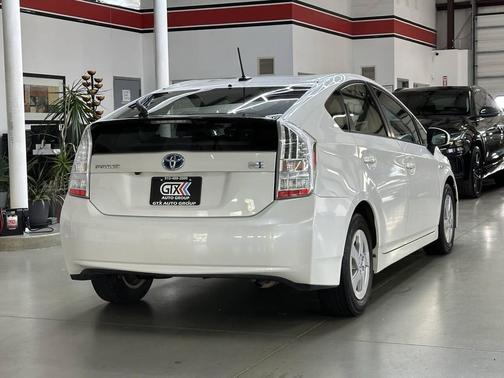 2010 Toyota Prius One
