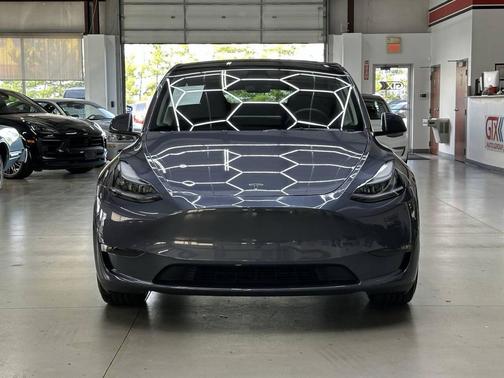 2023 Tesla Model Y Performance Dual Motor All-Wheel Drive