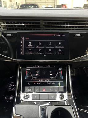 2022 Audi Q7 55 Premium Plus
