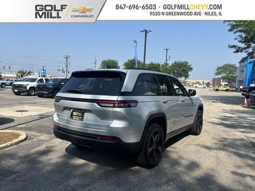 2023 Jeep Grand Cherokee Altitude