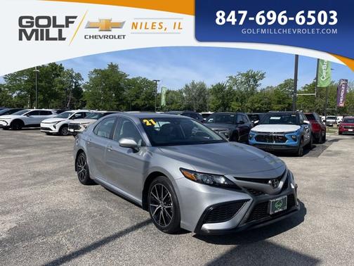 Celestial Silver Metallic 2021 Toyota Camry SE