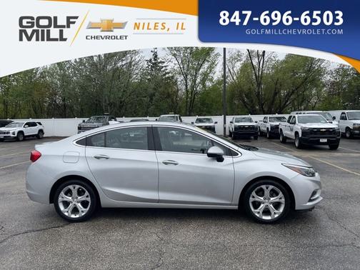 Silver Ice Metallic 2017 Chevrolet Cruze Premier