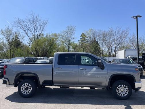 Sterling Gray Metallic 2026 Chevrolet Silverado 2500 LT