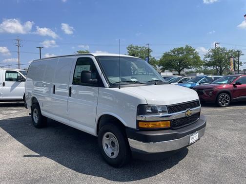 2025 Chevrolet Express 2500 RWD 2500 Regular Wheelbase WT