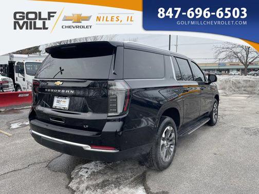 2025 Chevrolet Suburban LT