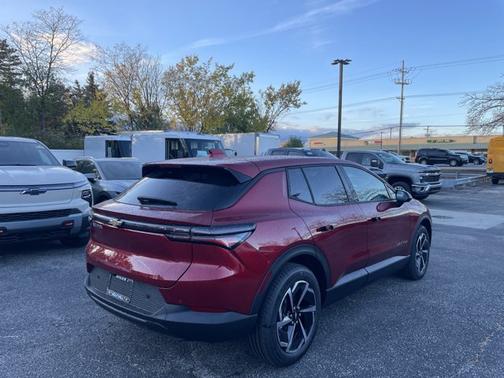 2026 Chevrolet Equinox EV LT
