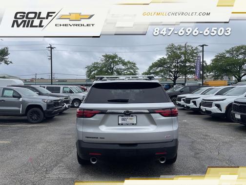 Silver Ice Metallic 2022 Chevrolet Traverse RS
