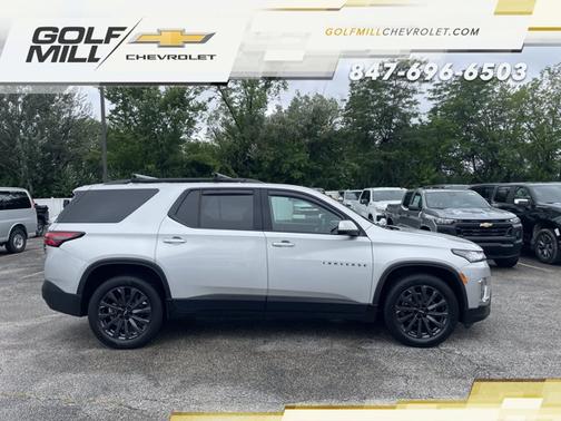 Silver Ice Metallic 2022 Chevrolet Traverse RS