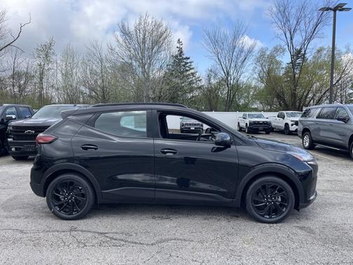 Mosaic Black Metallic 2027 Chevrolet Bolt RS FWD