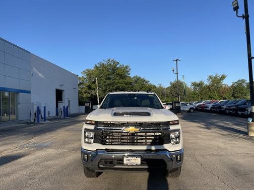 Summit White 2026 Chevrolet Silverado 2500 LT