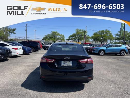 Mosaic Black Metallic 2024 Chevrolet Malibu 1LT