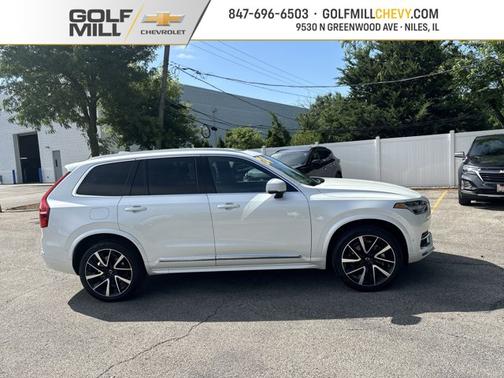 2024 Volvo XC90 B6 Plus Bright Theme 6-Seater