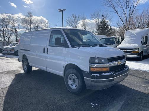 2025 Chevrolet Express 3500 RWD 3500 Regular Wheelbase WT