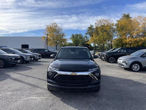 MOSAIC BLACK 2026 Chevrolet Trailblazer LS
