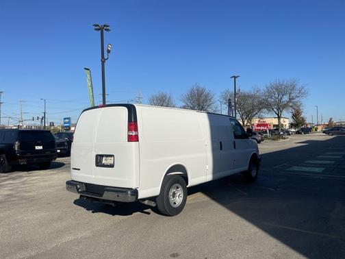 Summit White 2025 Chevrolet Express 2500 LT