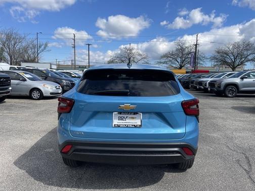 Marina Blue Metallic 2026 Chevrolet Trax LS