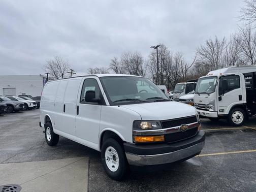 2025 Chevrolet Express 2500 RWD 2500 Regular Wheelbase WT