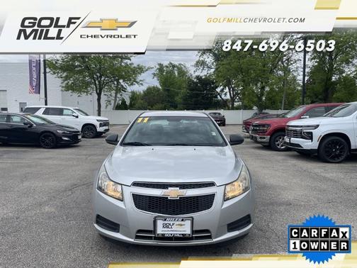 Silver Ice Metallic 2011 Chevrolet Cruze LS