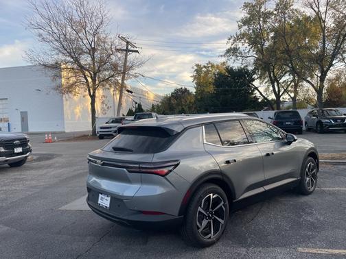 2026 Chevrolet Equinox EV LT