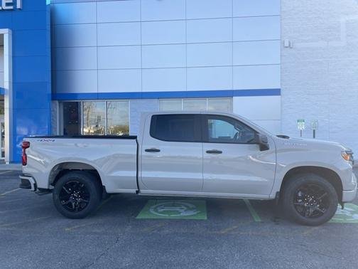 2026 Chevrolet Silverado 1500 Custom
