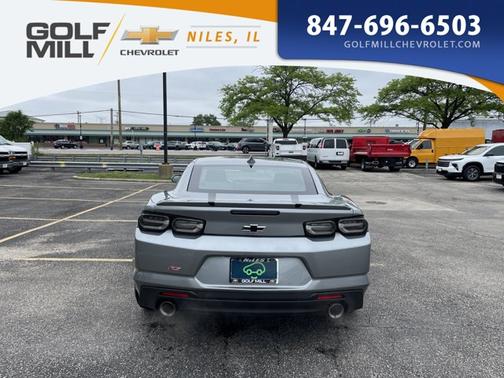 Sharkskin Metallic 2023 Chevrolet Camaro 1LT