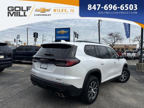 2024 GMC Acadia AWD AT4