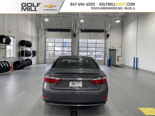 2015 Lexus ES 300h Base