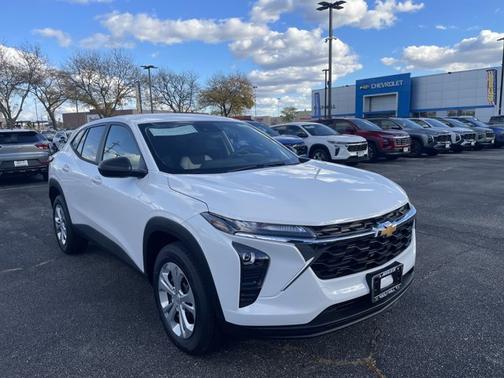 2026 Chevrolet Trax LS