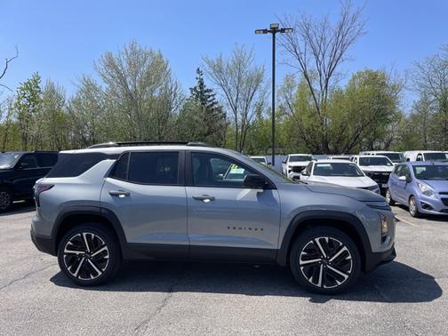 Sterling Gray Metallic 2026 Chevrolet Equinox FWD RS