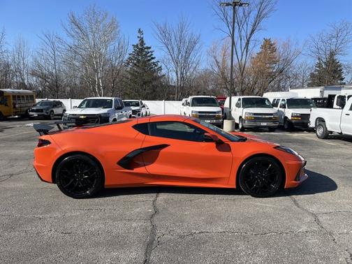 2026 Chevrolet Corvette Stingray w/1LT