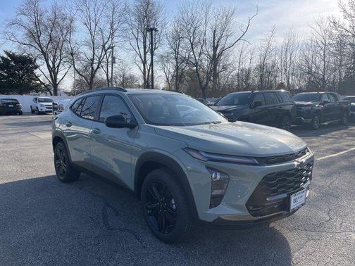 Cacti Green 2026 Chevrolet Trax FWD ACTIV