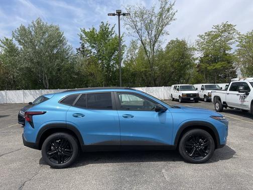 Marina Blue Metallic 2026 Chevrolet Trax FWD ACTIV
