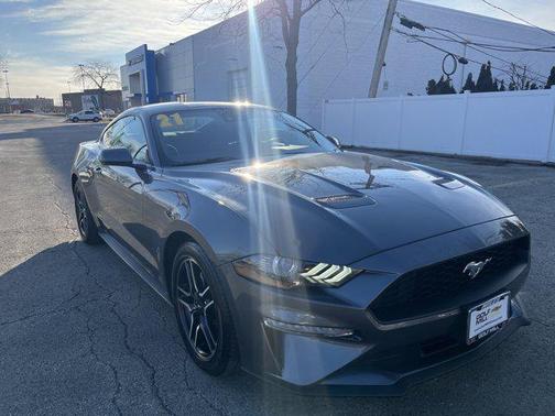 2021 Ford Mustang EcoBoost