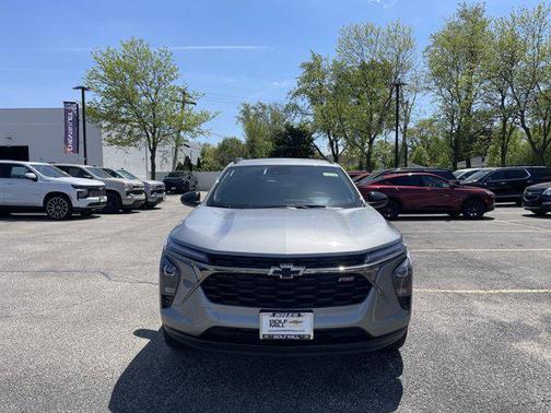 Sterling Gray Metallic 2026 Chevrolet Trax FWD 2RS