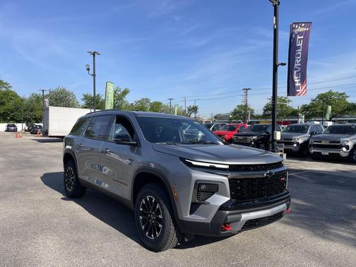 Sterling Gray Metallic 2026 Chevrolet Traverse AWD Z71