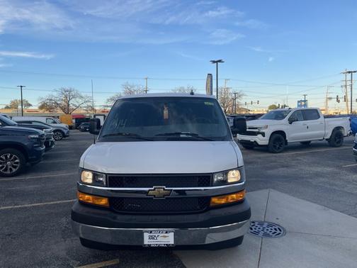 2025 Chevrolet Express 2500 RWD 2500 Regular Wheelbase WT